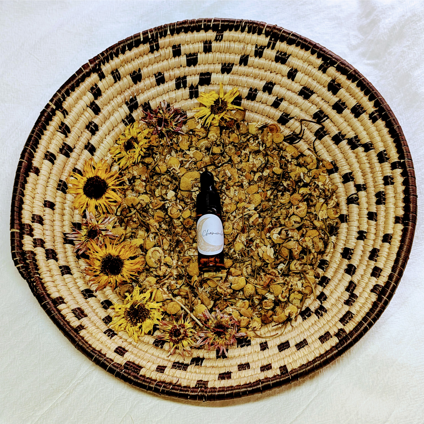 Chamomile + Calendula Herbal Infusion Facial Oil